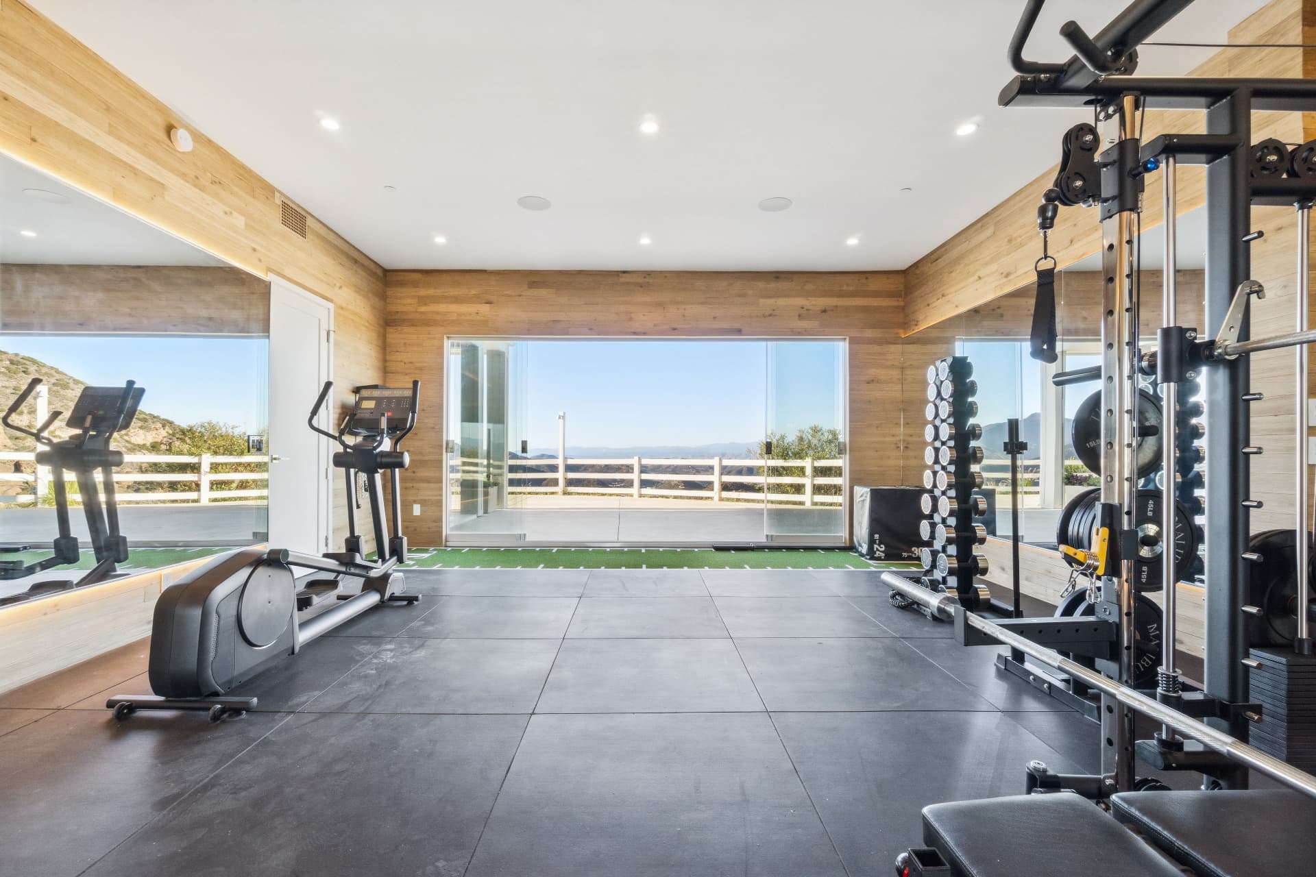 Thrive Malibu — Interior