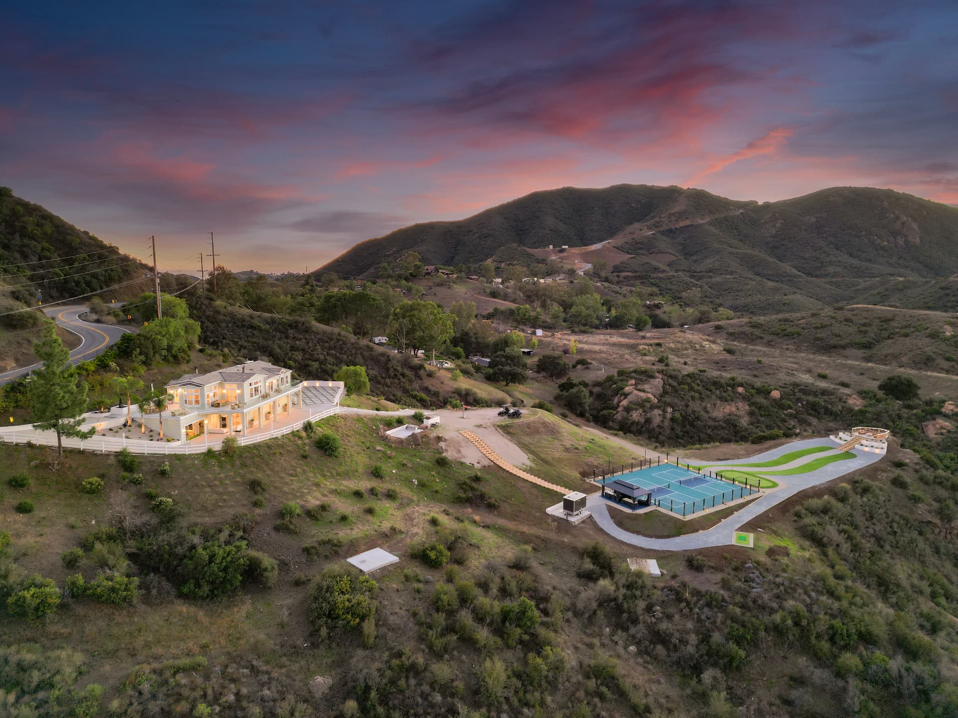 Thrive Malibu — Architecture