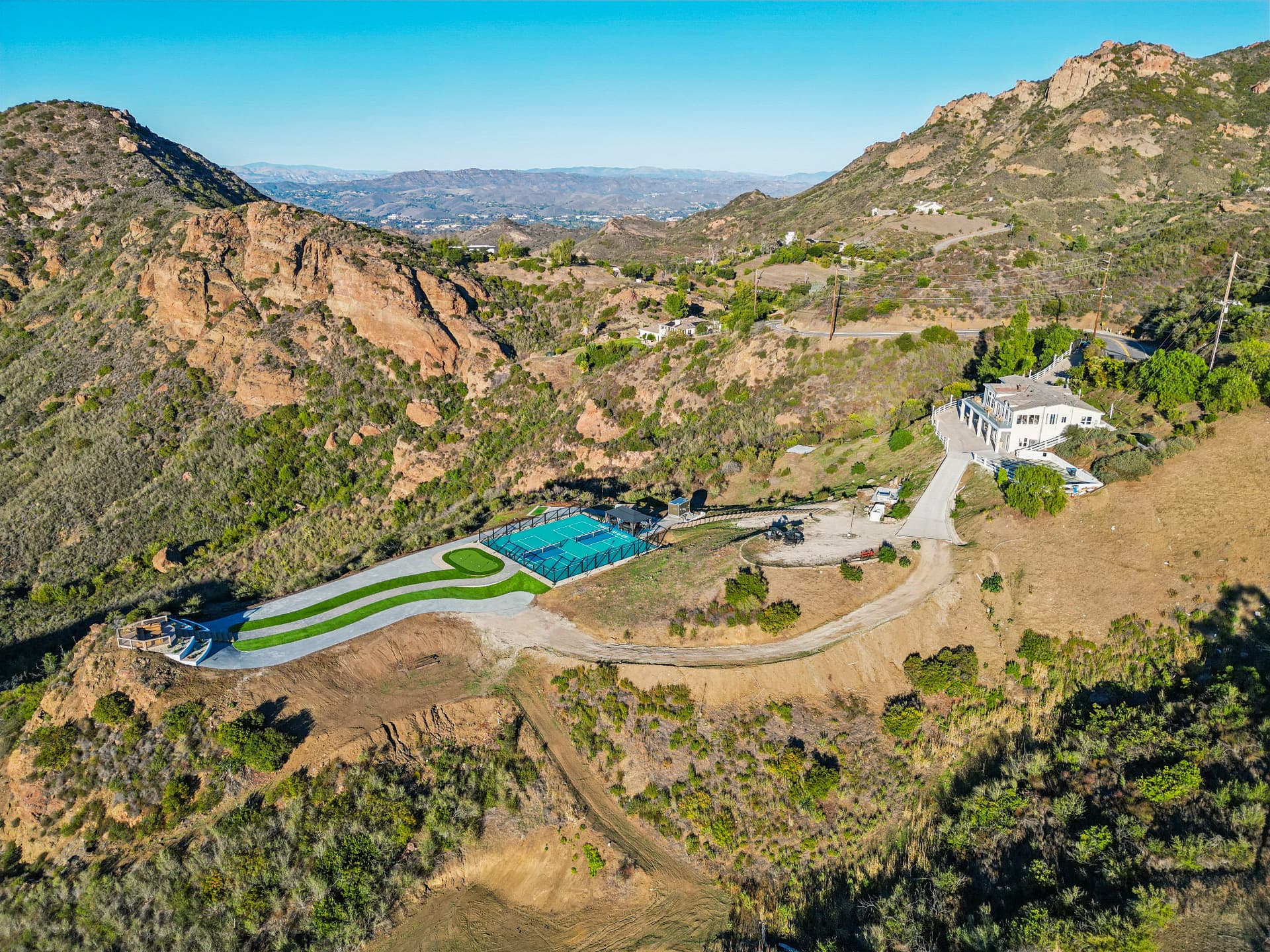 Thrive Malibu — Mountain Views